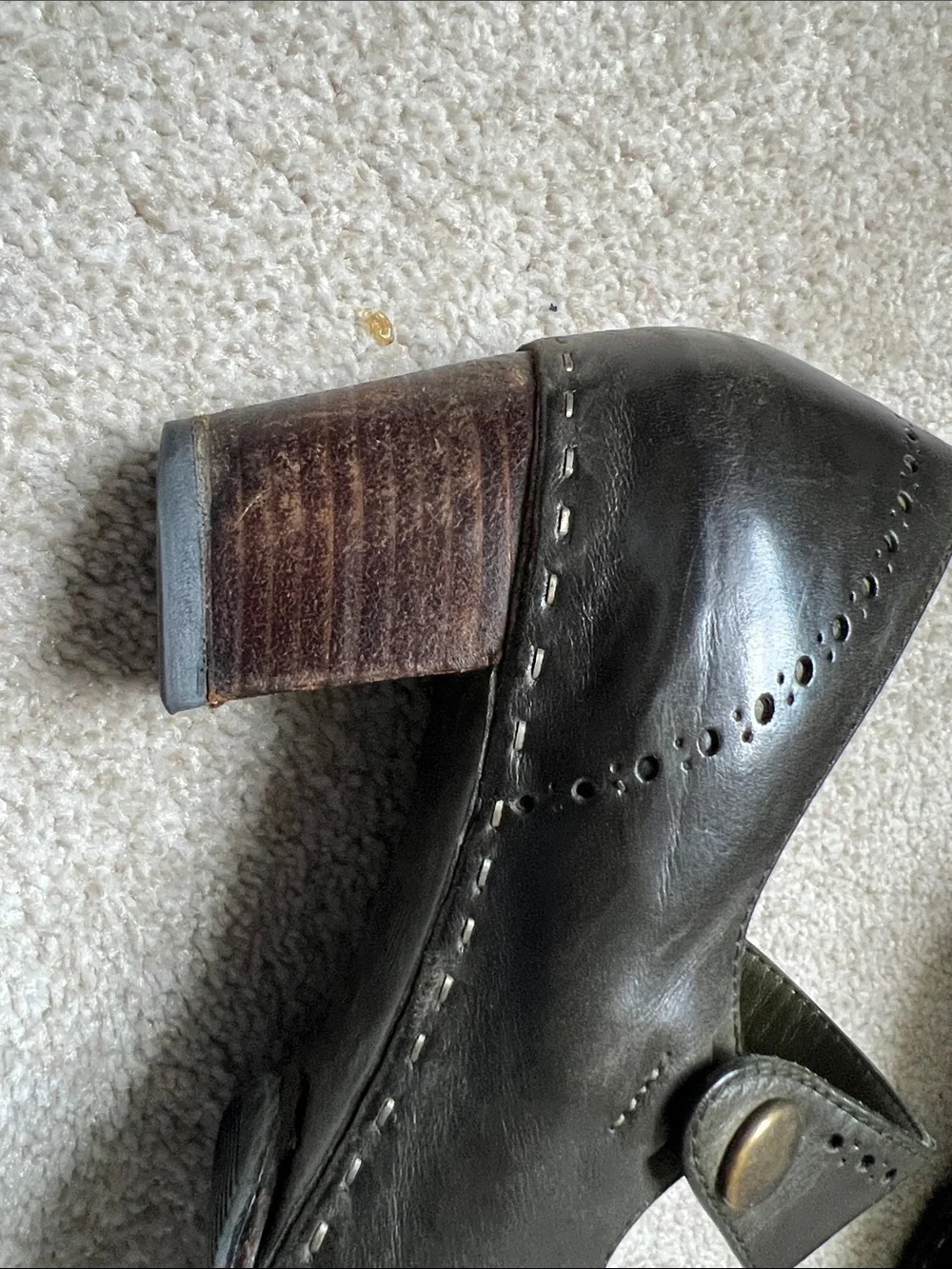 Forest Green Mary Jane Leather Heels - Women's Vialis